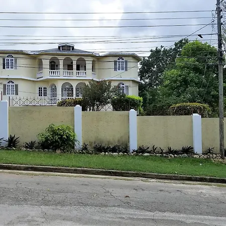 Maranatha Close